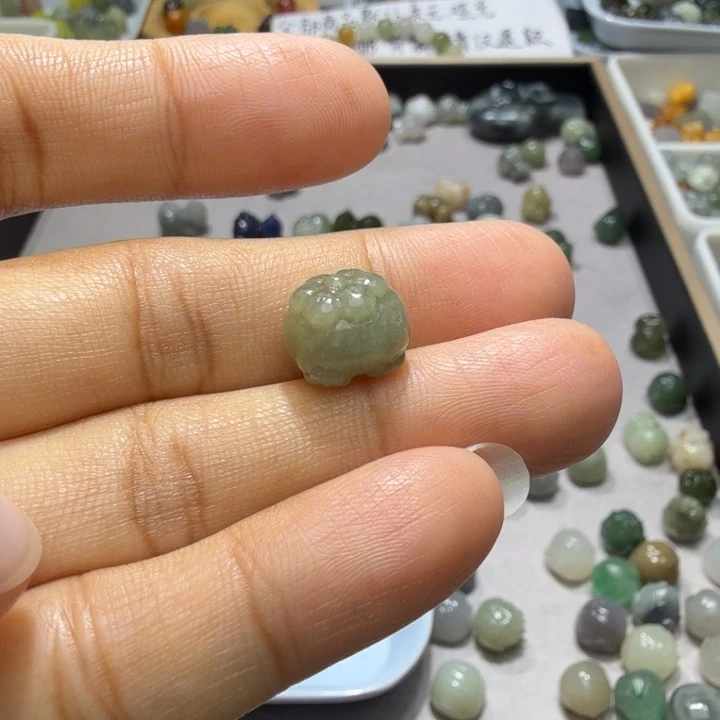 未镶嵌和田玉珠宝半成品