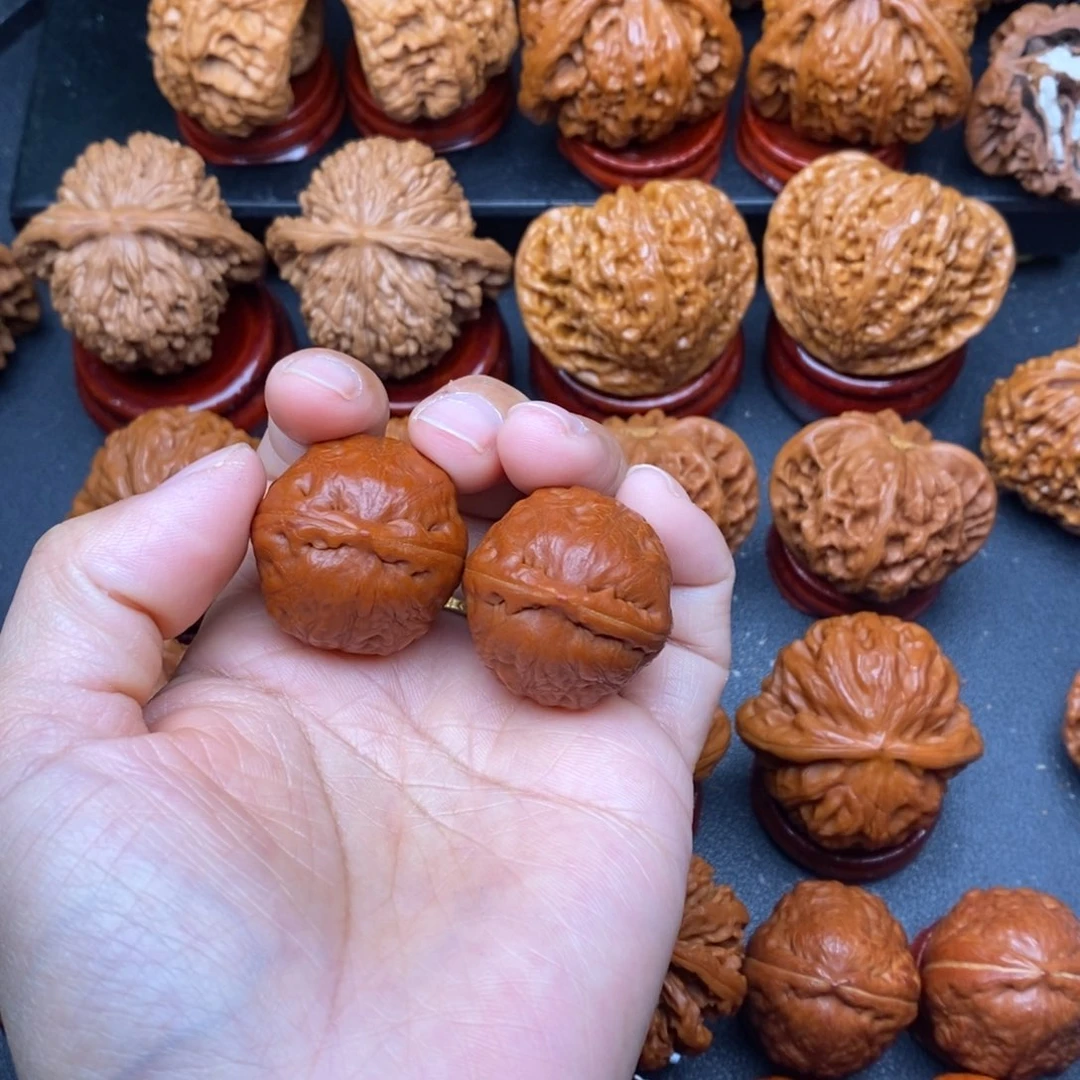 K***B把件文玩核桃水滴