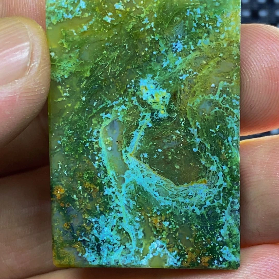 玛瑙/玉髓颈饰合金风*谷