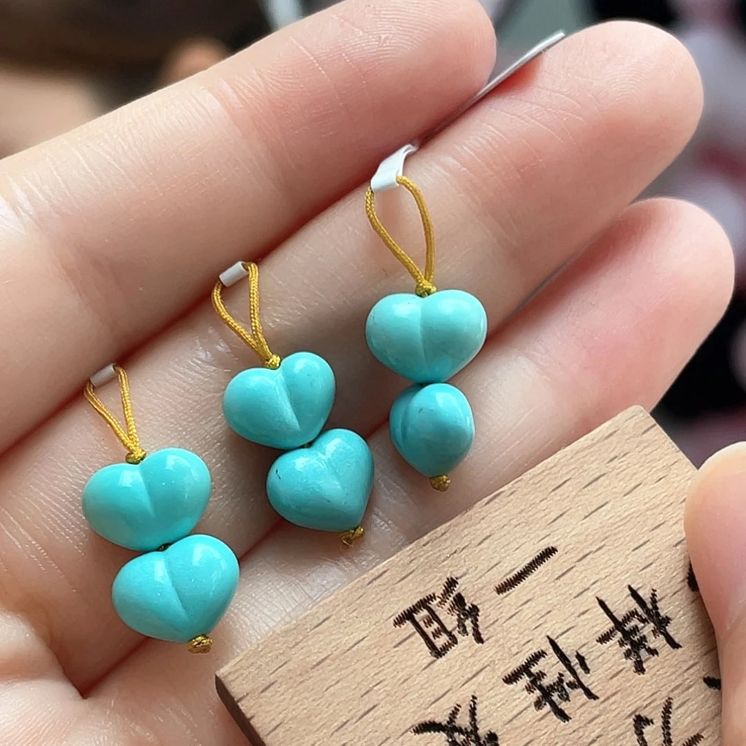 未镶嵌绿松石颈饰