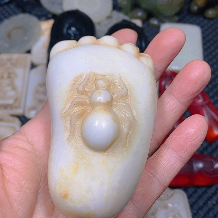 未镶嵌手链和田玉（糖玉）