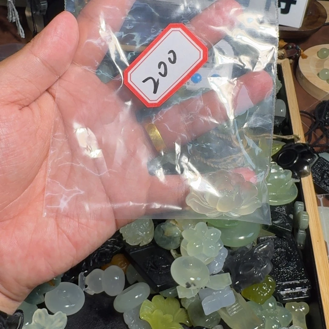 乖***d蛇纹石玉合金颈饰