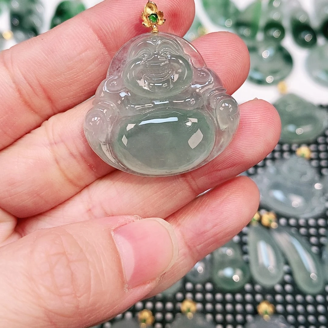 翡翠颈饰18K金镶嵌吊坠