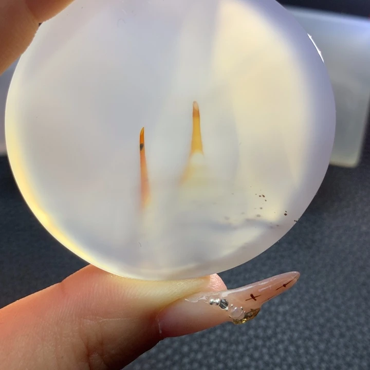 張***靈玛瑙/玉髓未镶嵌颈饰