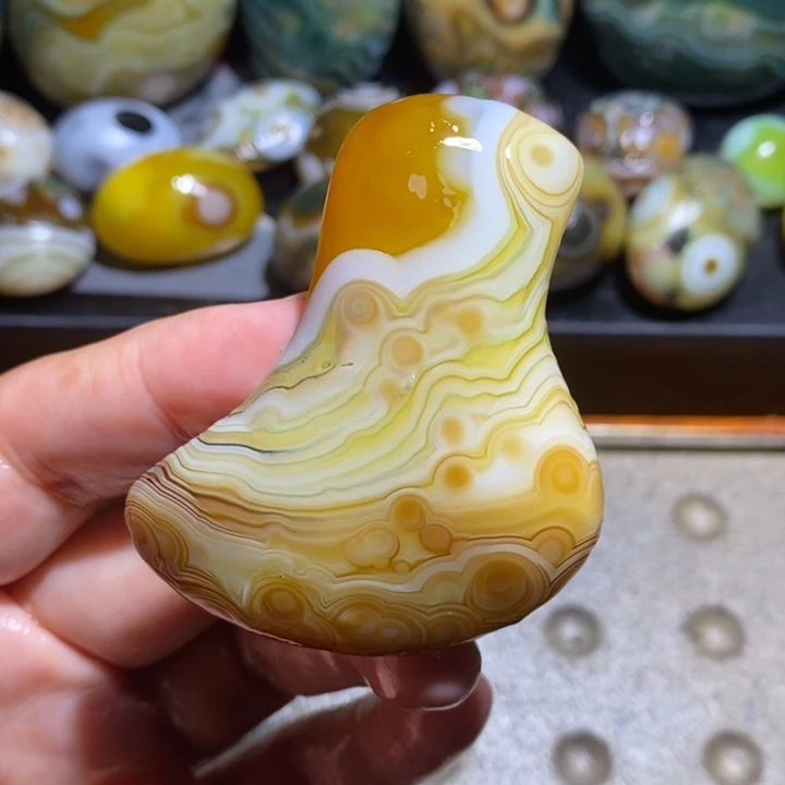 未镶嵌玛瑙/玉髓珠宝半成品153