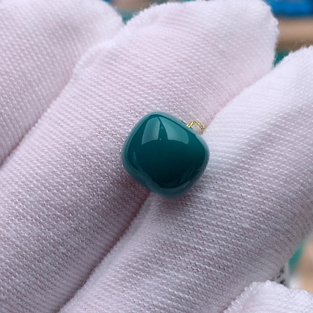 未镶嵌绿松石珠宝奇石8.6