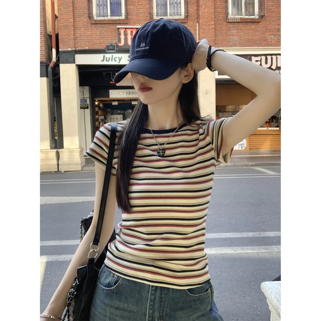 圆领复古撞色条纹短袖T恤女韩系INS夏季修身显瘦百搭设计感上衣