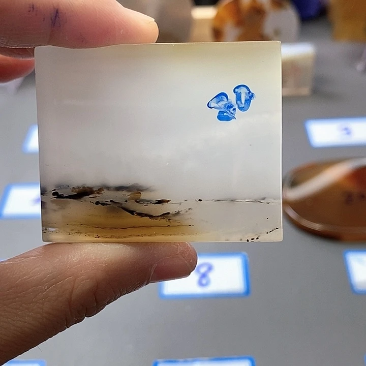 咏***⁸玛瑙/玉髓未镶嵌珠宝半成品