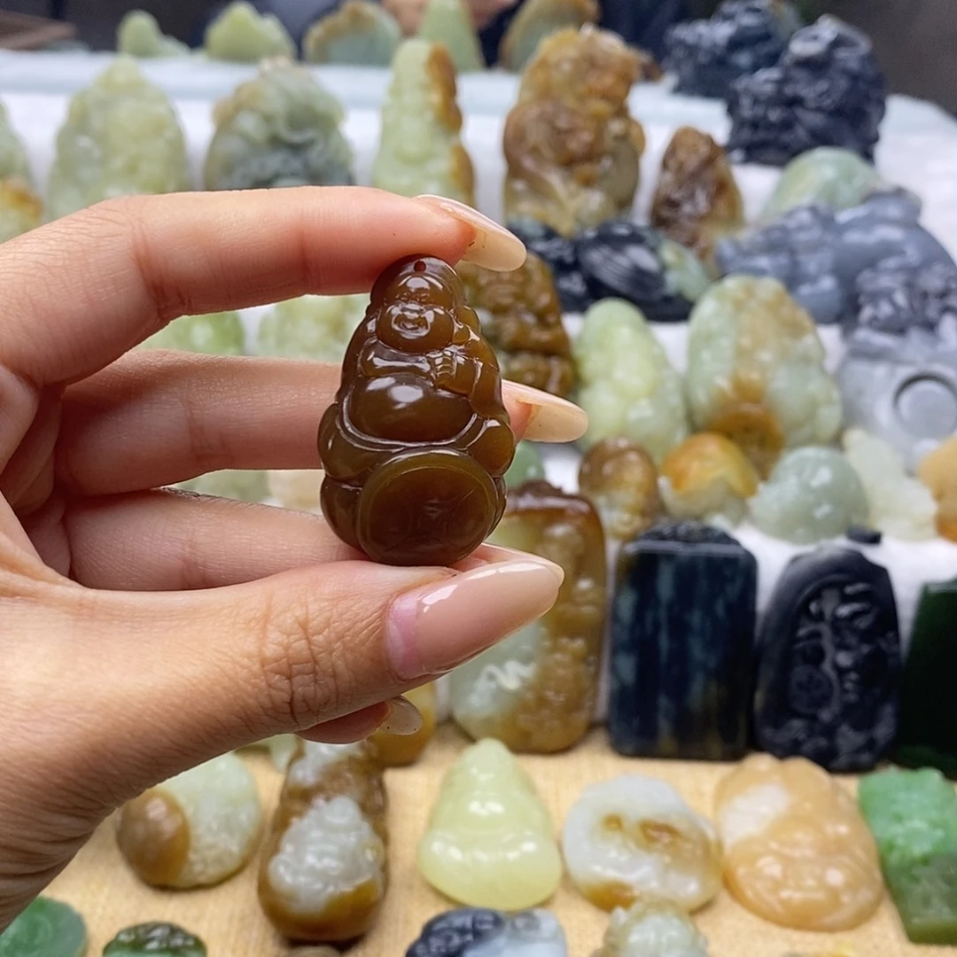 和田玉未镶嵌颈饰