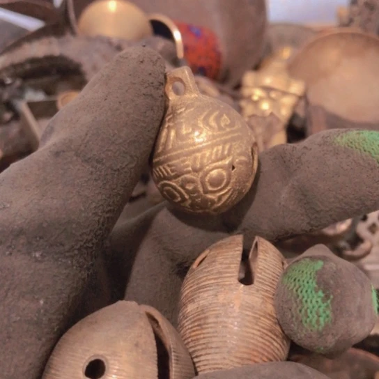 爱*闪电购铜摆件工艺品