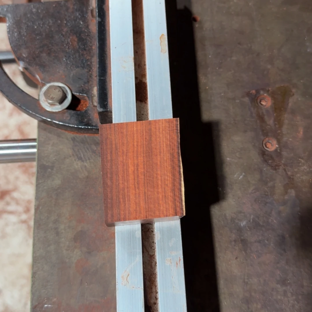 小叶紫檀手串/手链琴料满水波S纹无事牌