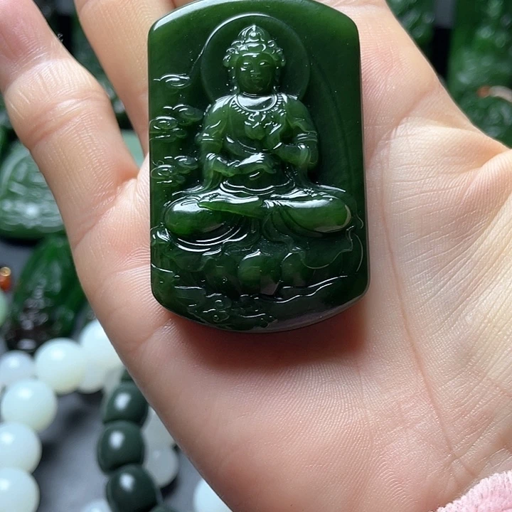 和田玉（碧玉）颈饰未镶嵌