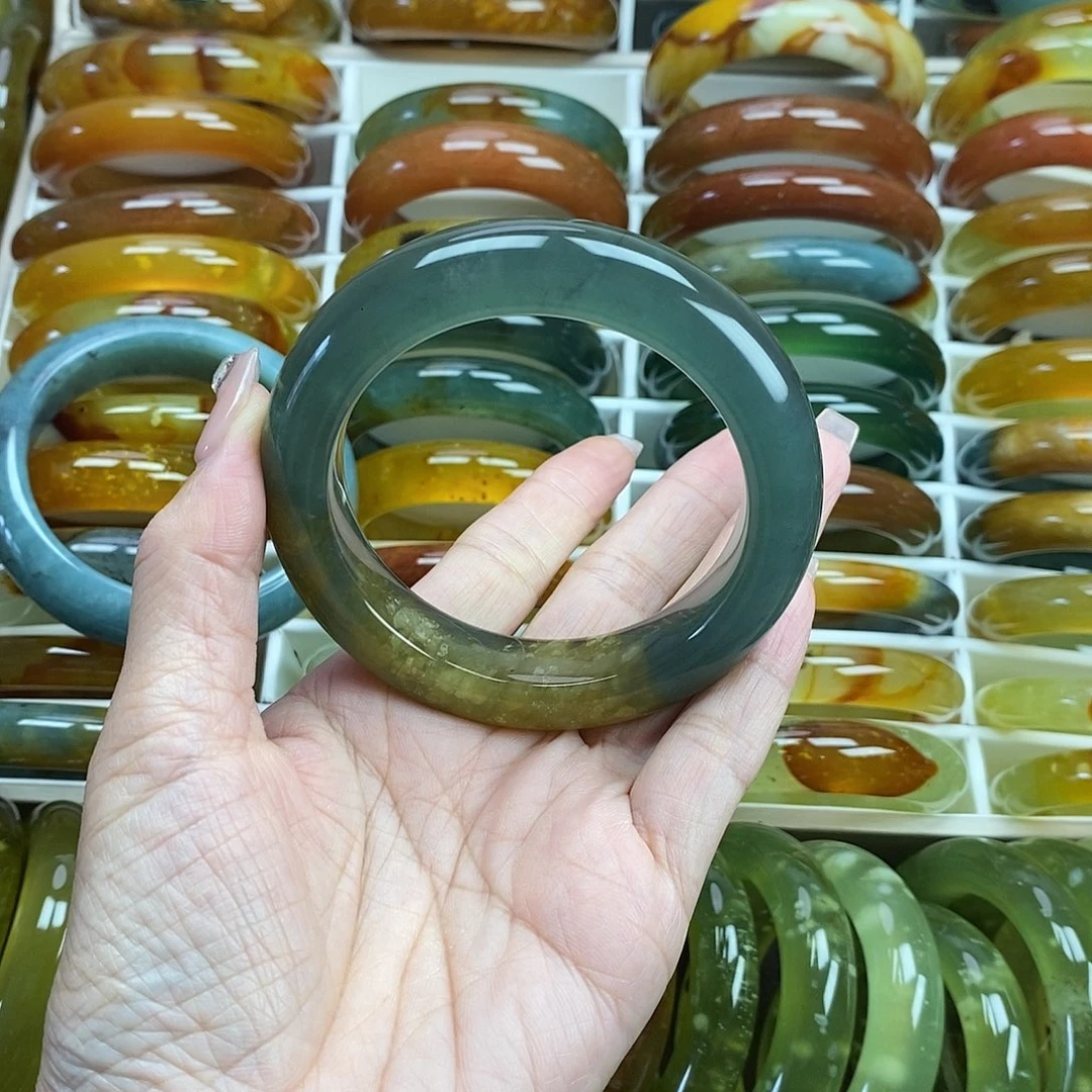 未镶嵌蛇纹石玉手镯