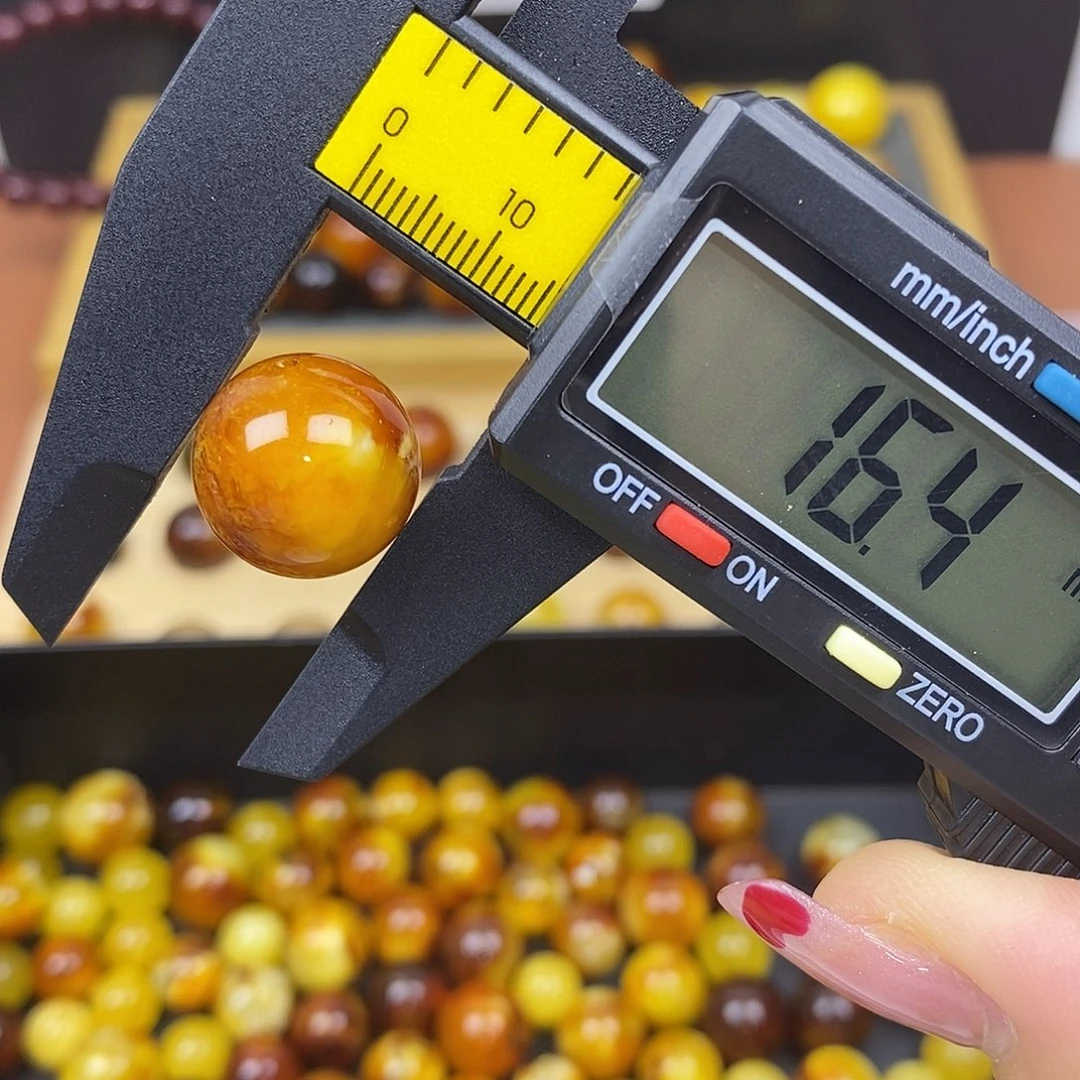 未镶嵌琥珀裸石蜜蜡349