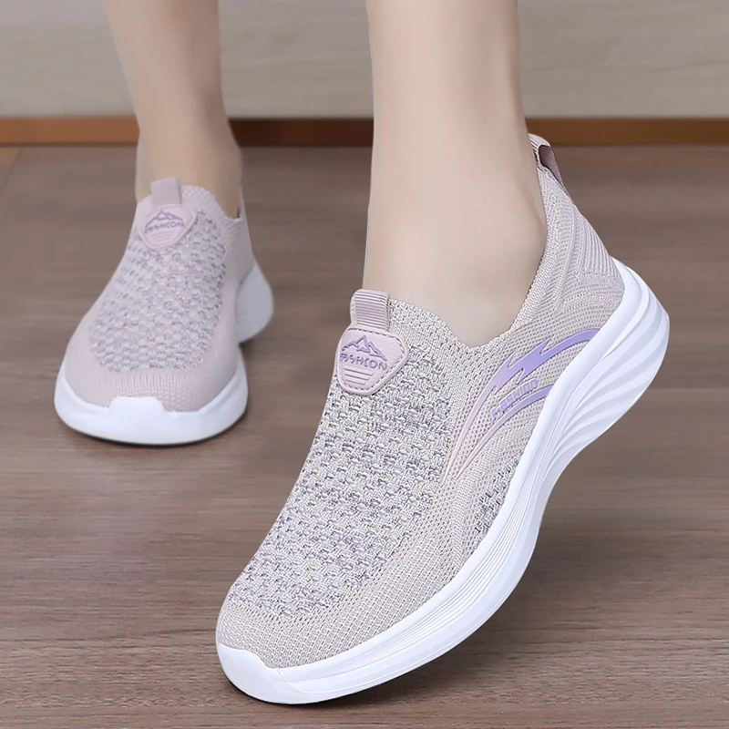 老北京布鞋女一脚蹬运动鞋飞织健步鞋中年女士妈妈鞋舒适软底