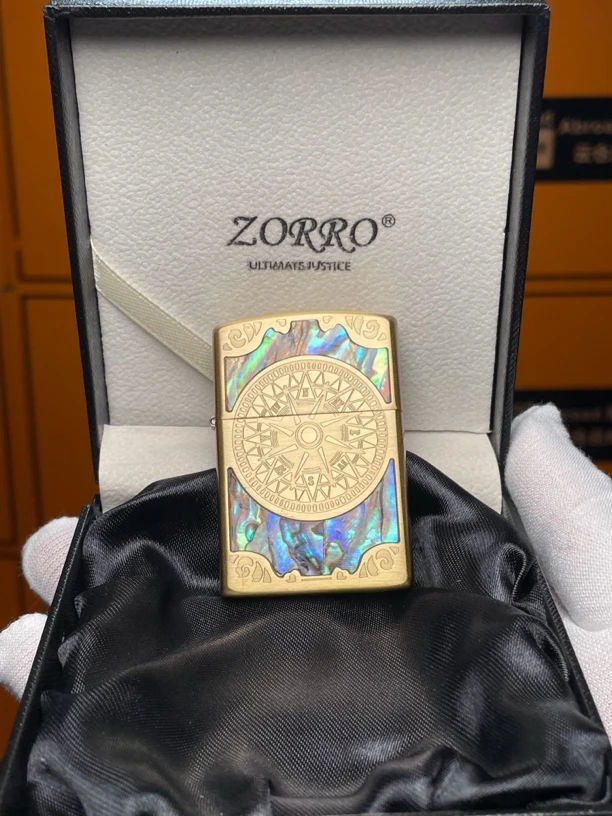 微瑕Zorro佐罗 原铜七彩贝壳黄铜罗盘彩贝镶嵌煤油打火机Z91629