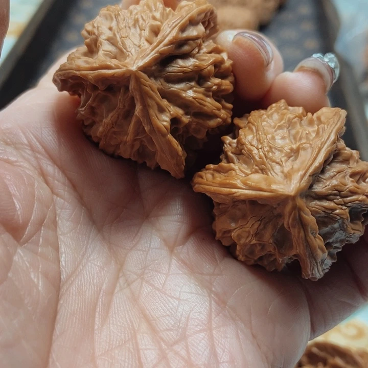 衡***计吊坠文玩核桃盘山