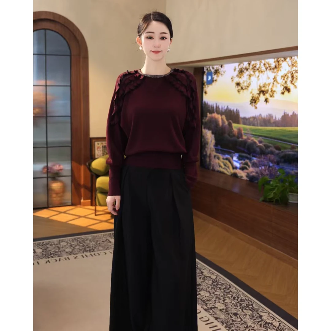 2025秋冬新款【QQ-1275JR】含绵毛红色圆领烫钻花边长袖针织毛衣