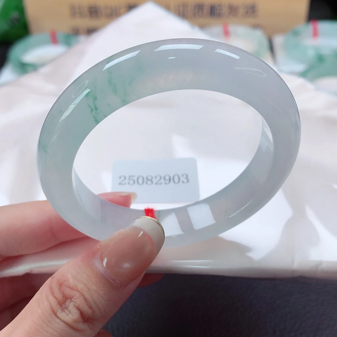未镶嵌手镯翡翠天然a货翡翠