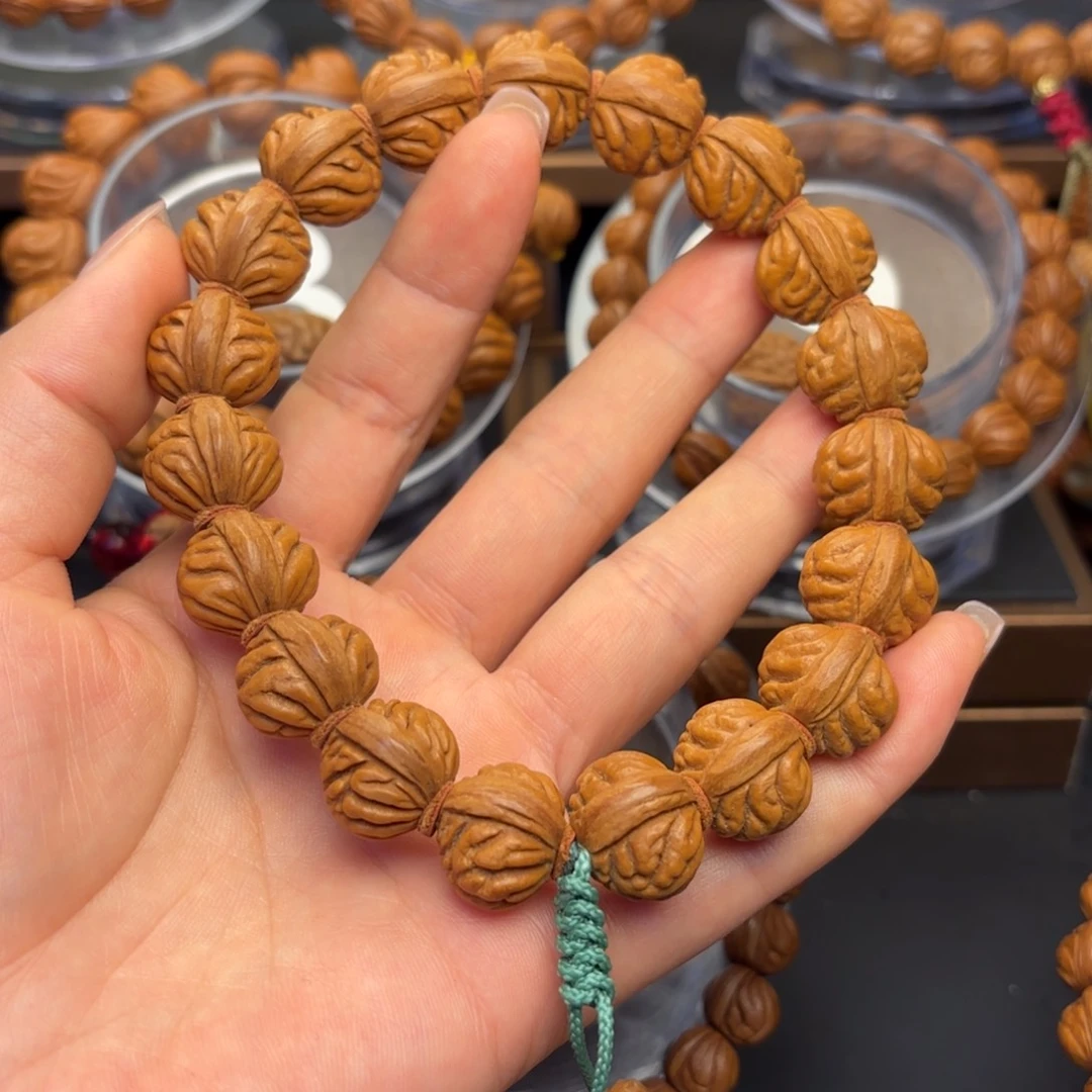 桃核吊坠野生金蝉16尺寸偏远不包邮