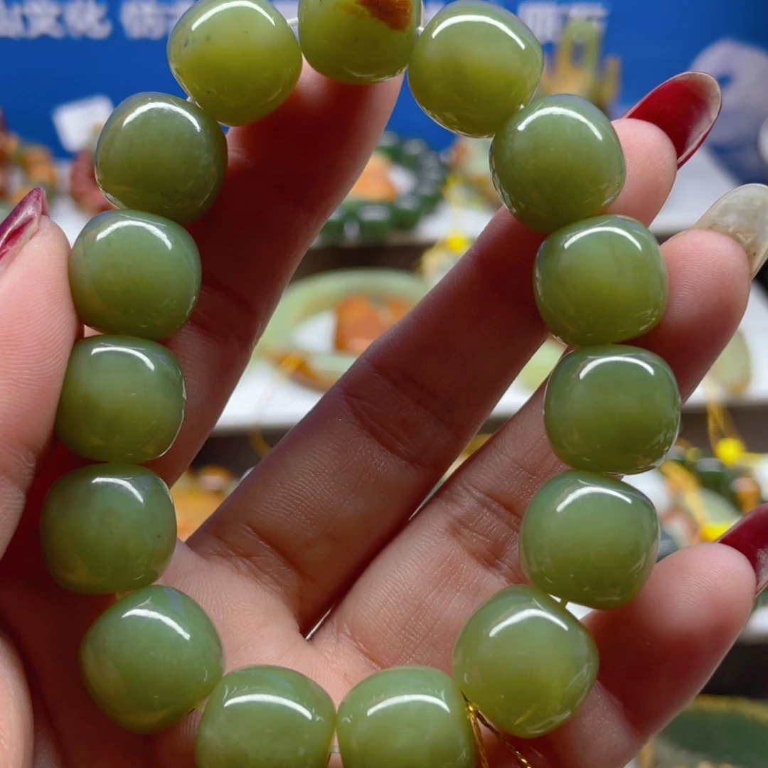 透闪石质玉未镶嵌手串