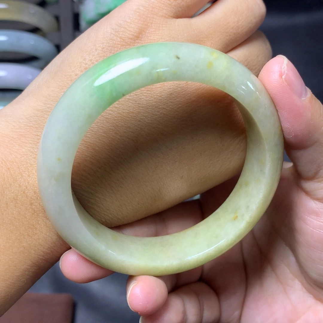 定制翡翠未镶嵌翡翠手镯57.5