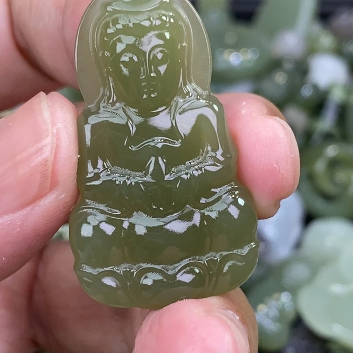 和田玉未镶嵌颈饰