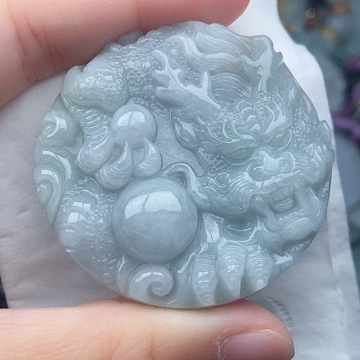 翡翠未镶嵌颈饰翡翠双面