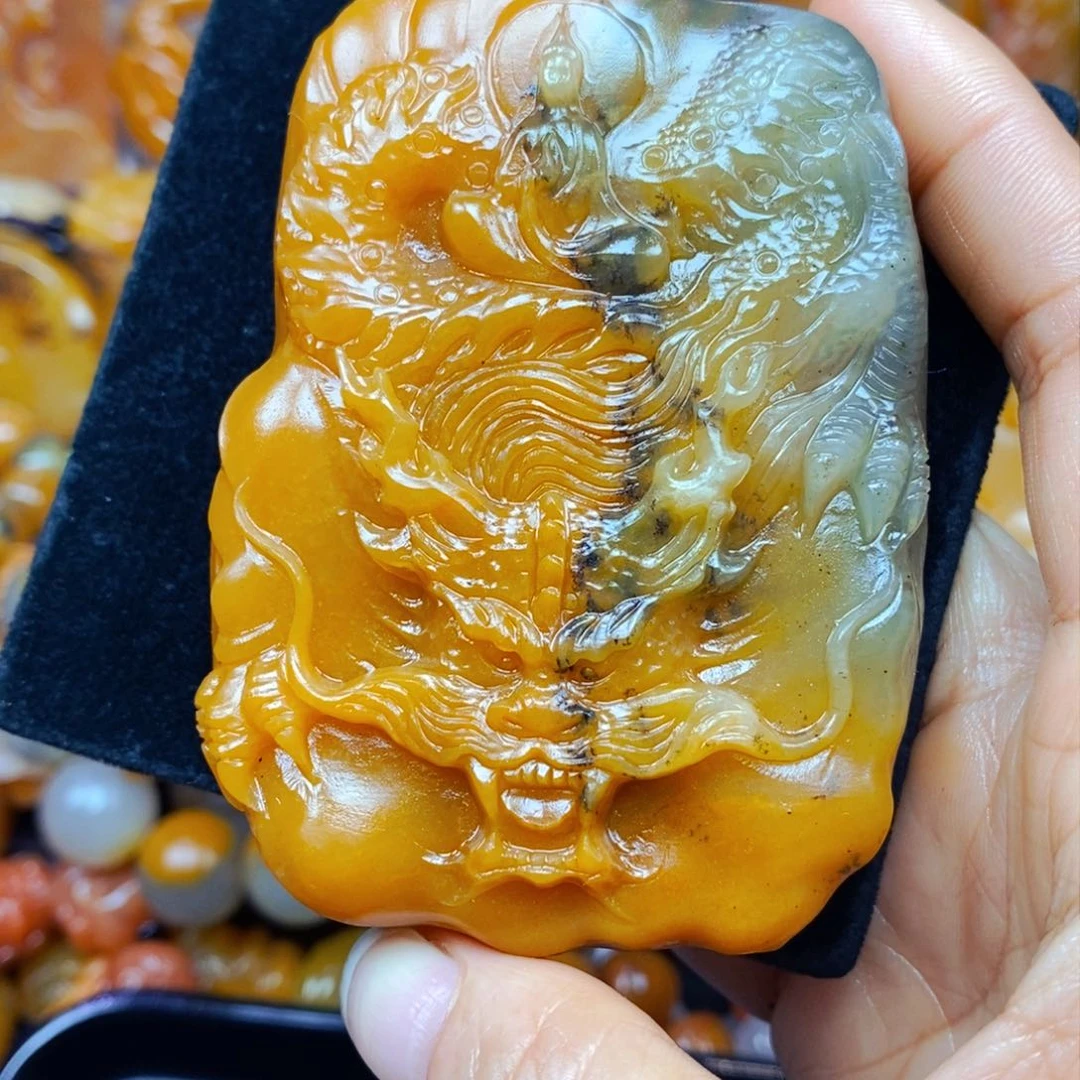 未镶嵌石英质玉（黄龙玉）吊坠(不含链)