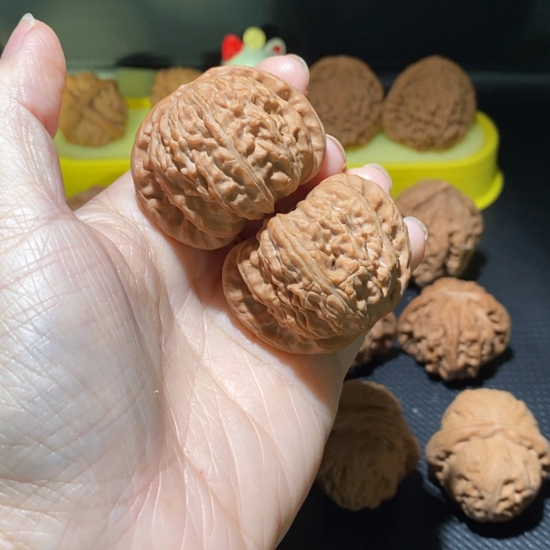 把件文玩核桃白狮子