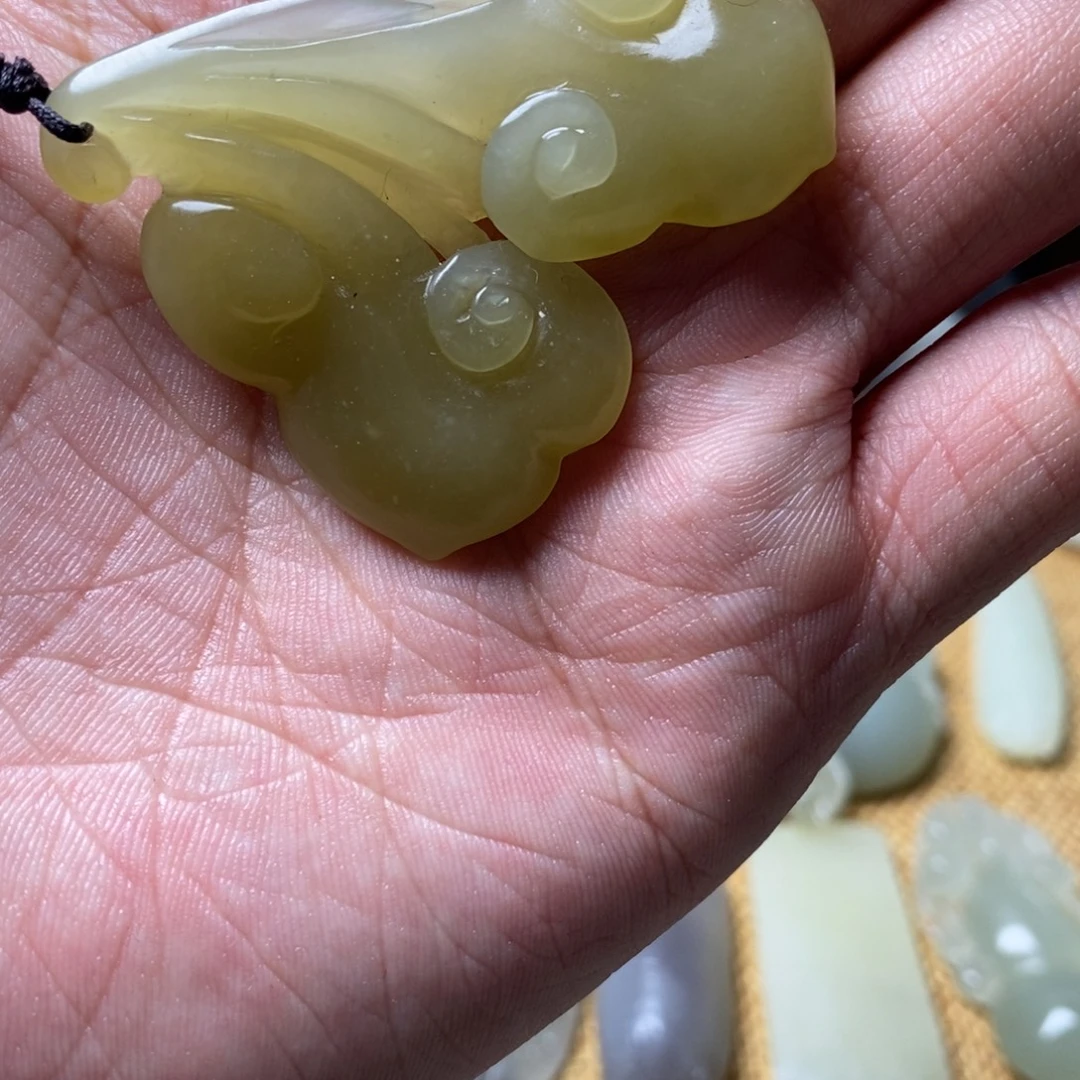 和田玉未镶嵌吊坠(不含链)