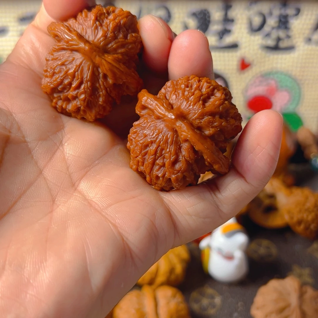 把件文玩核桃红血麒麟40