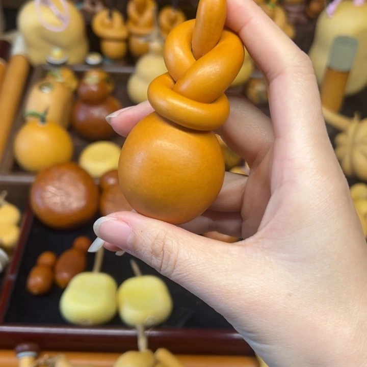 禾***木大叶紫檀（黑酸枝木类）