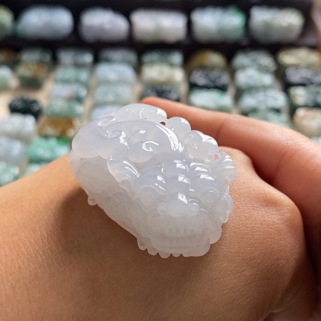 翡翠未镶嵌颈饰天然翡翠貔貅吊坠