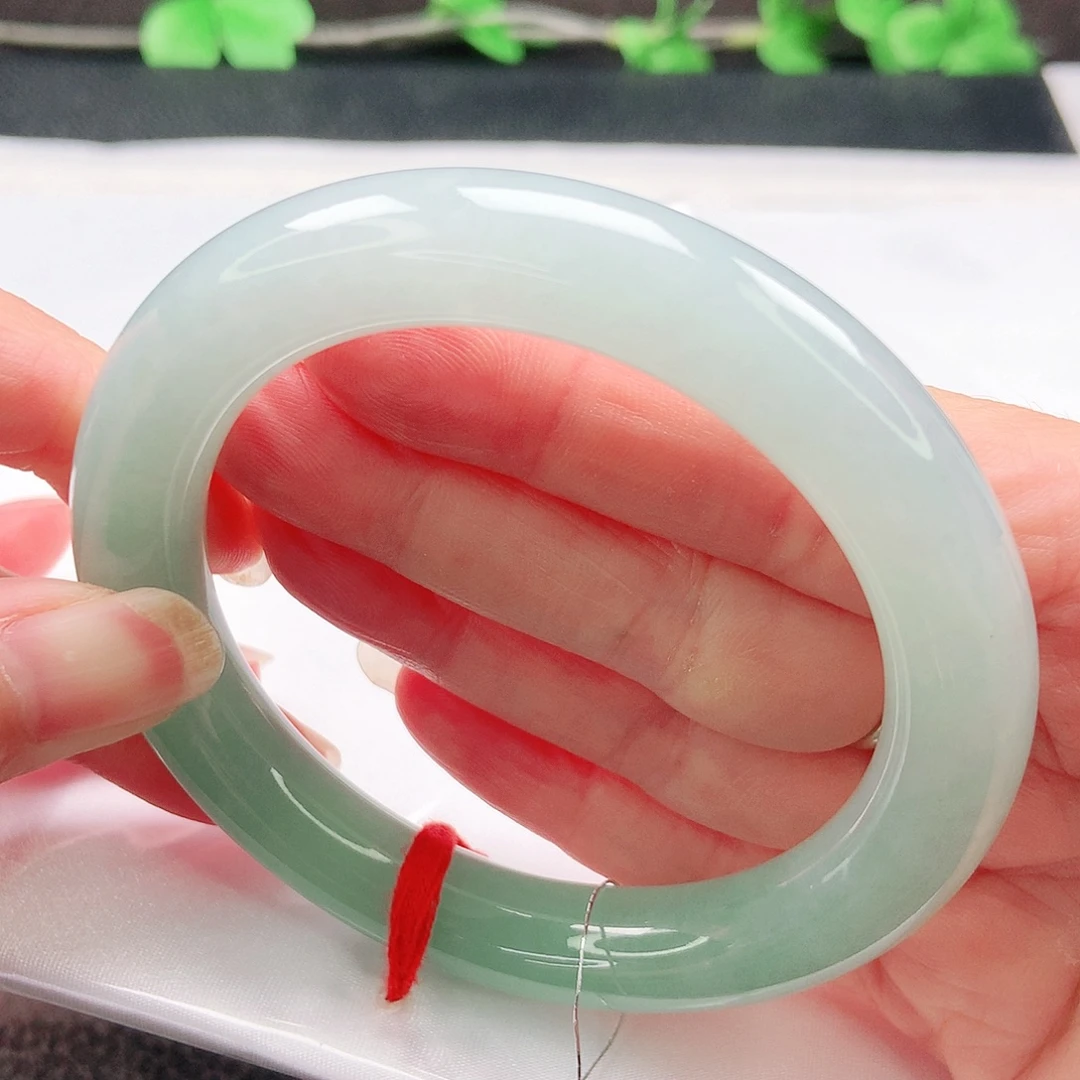 翡翠未镶嵌手镯58圆条