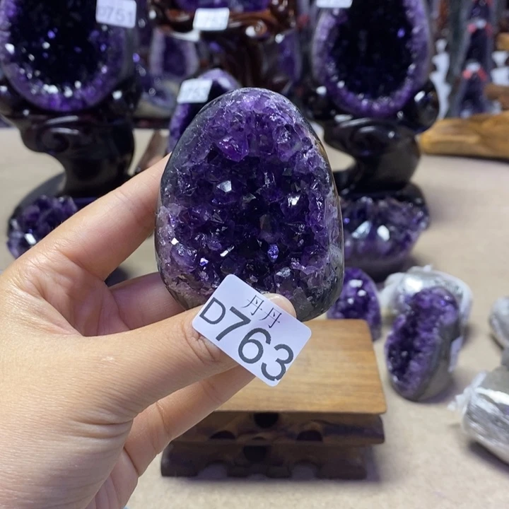 未镶嵌大型摆件（非配饰）水晶