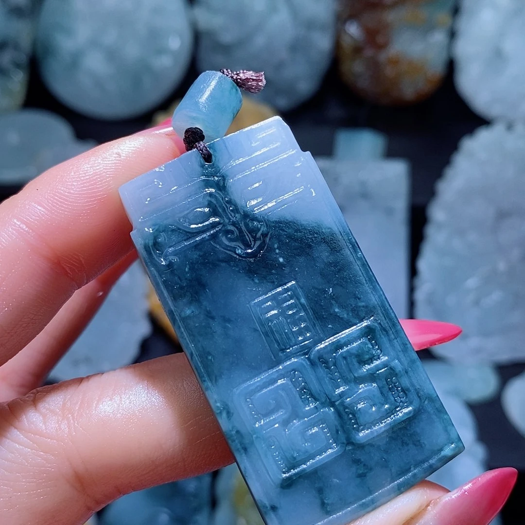 定制翡翠未镶嵌翡翠