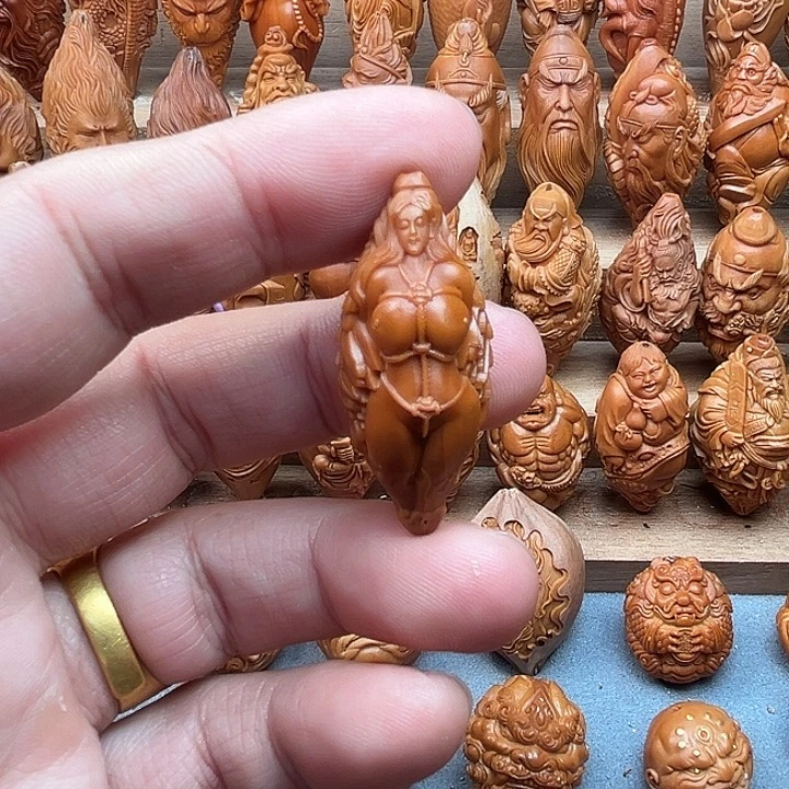 橄榄核吊坠17福利美女