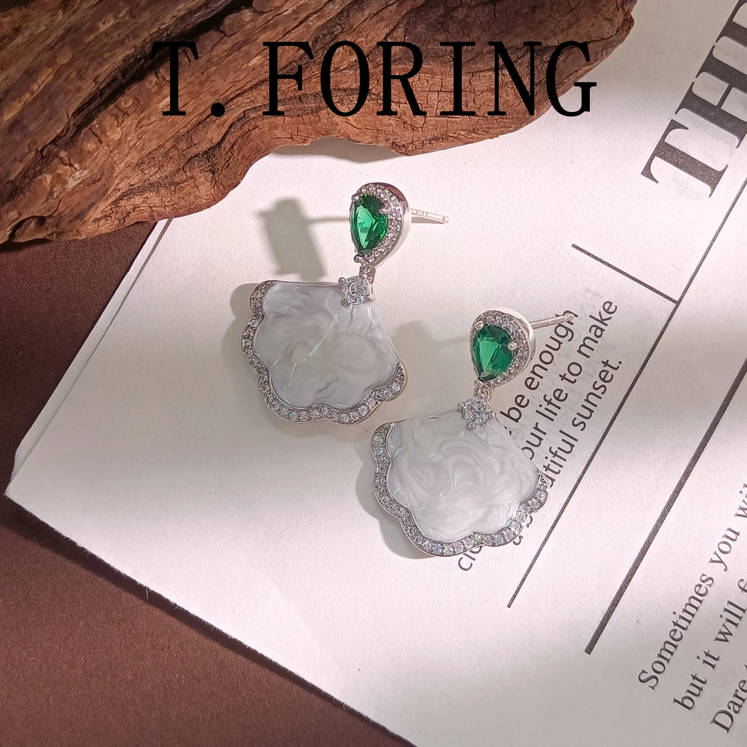 铜合金合成锆石耳饰 WHLM-001961【白月之光】耳环气质时尚简约小众