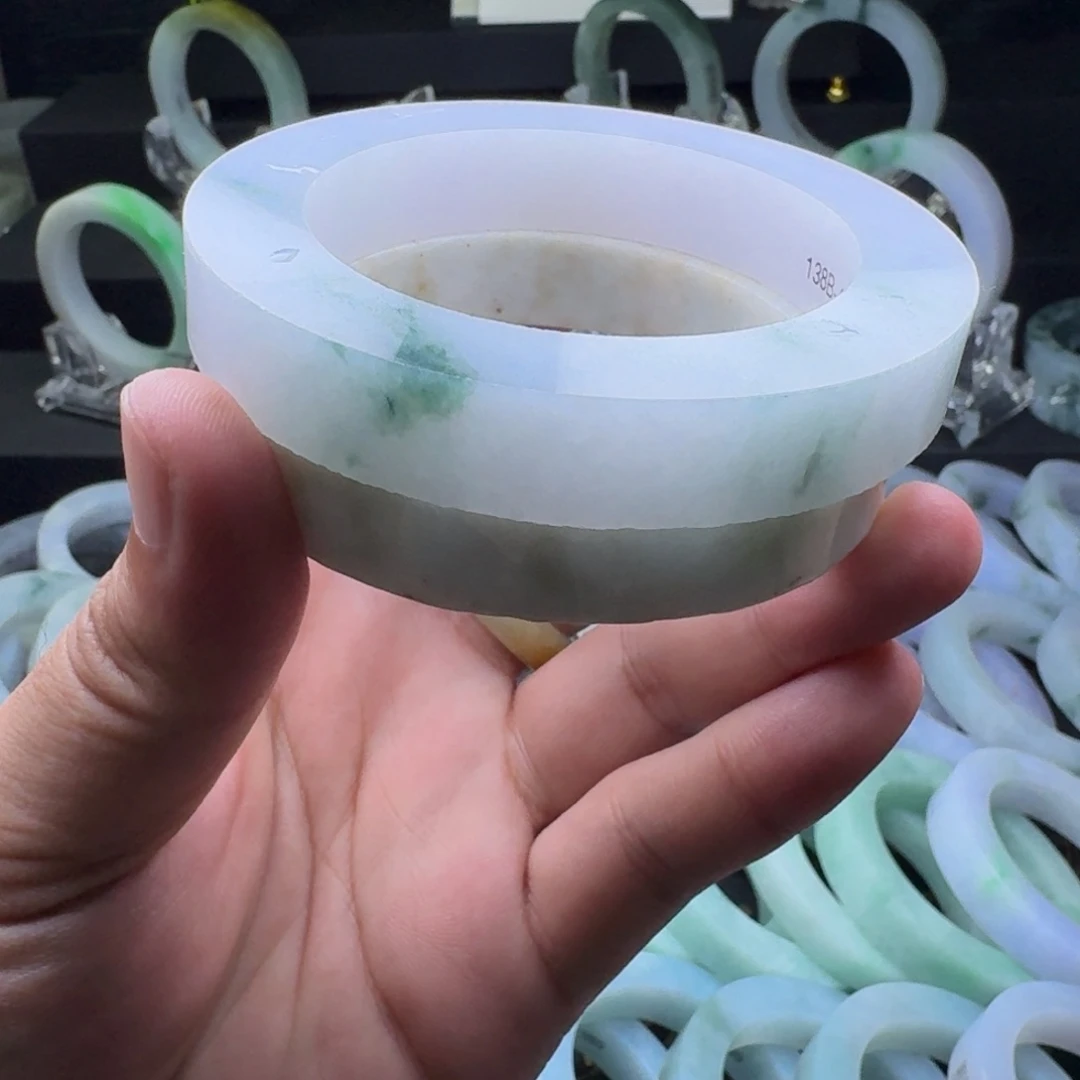 未镶嵌手镯定制翡翠牛奶白底冰胶飘蓝花粉紫