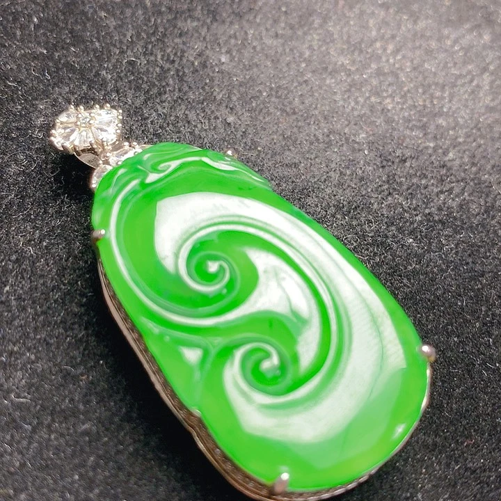 【闪购商品】翡翠未镶嵌颈饰翡翠