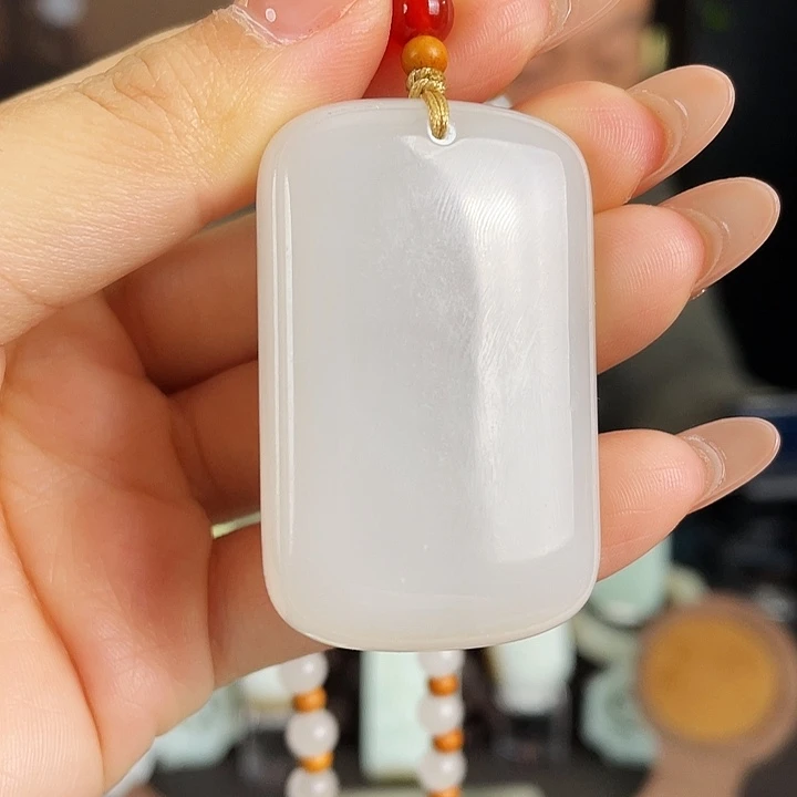 和田玉未镶嵌颈饰定制发货