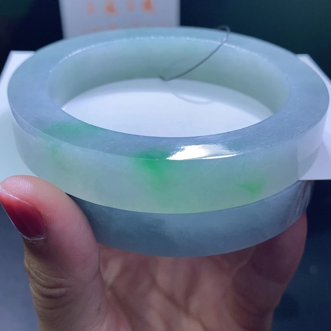 未镶嵌翡翠定制翡翠