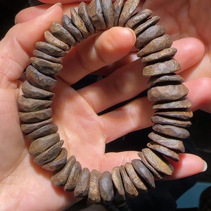 沉香手串原母树沉水树丁手串36.9克