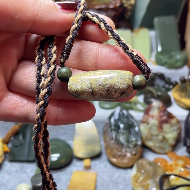 【闪购商品】岫岩河磨玉（透闪石质玉）挂件未镶嵌