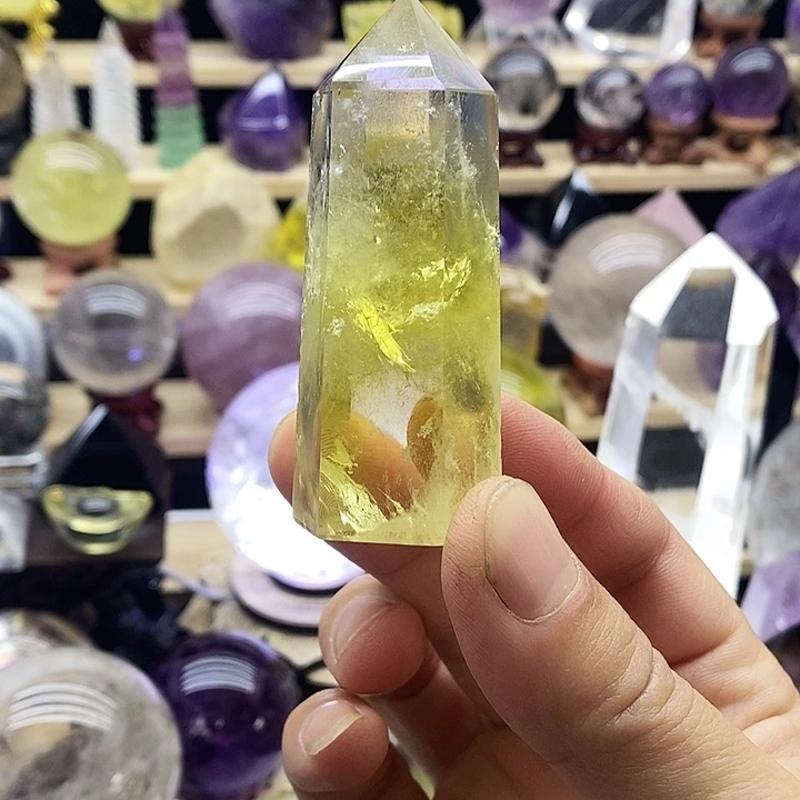 石材天然黄水晶柱摆件