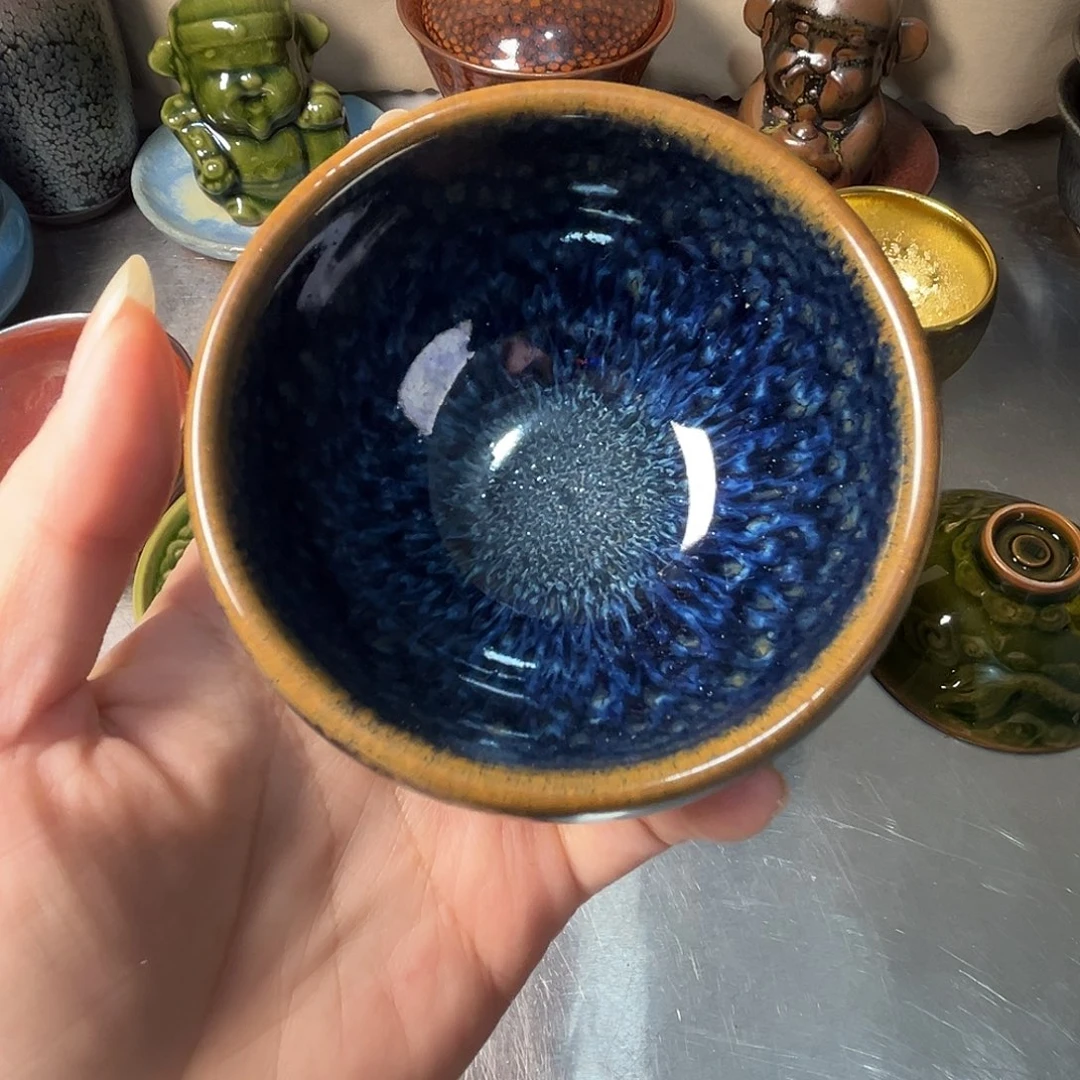 茶盏在干嘛我不在学校你来