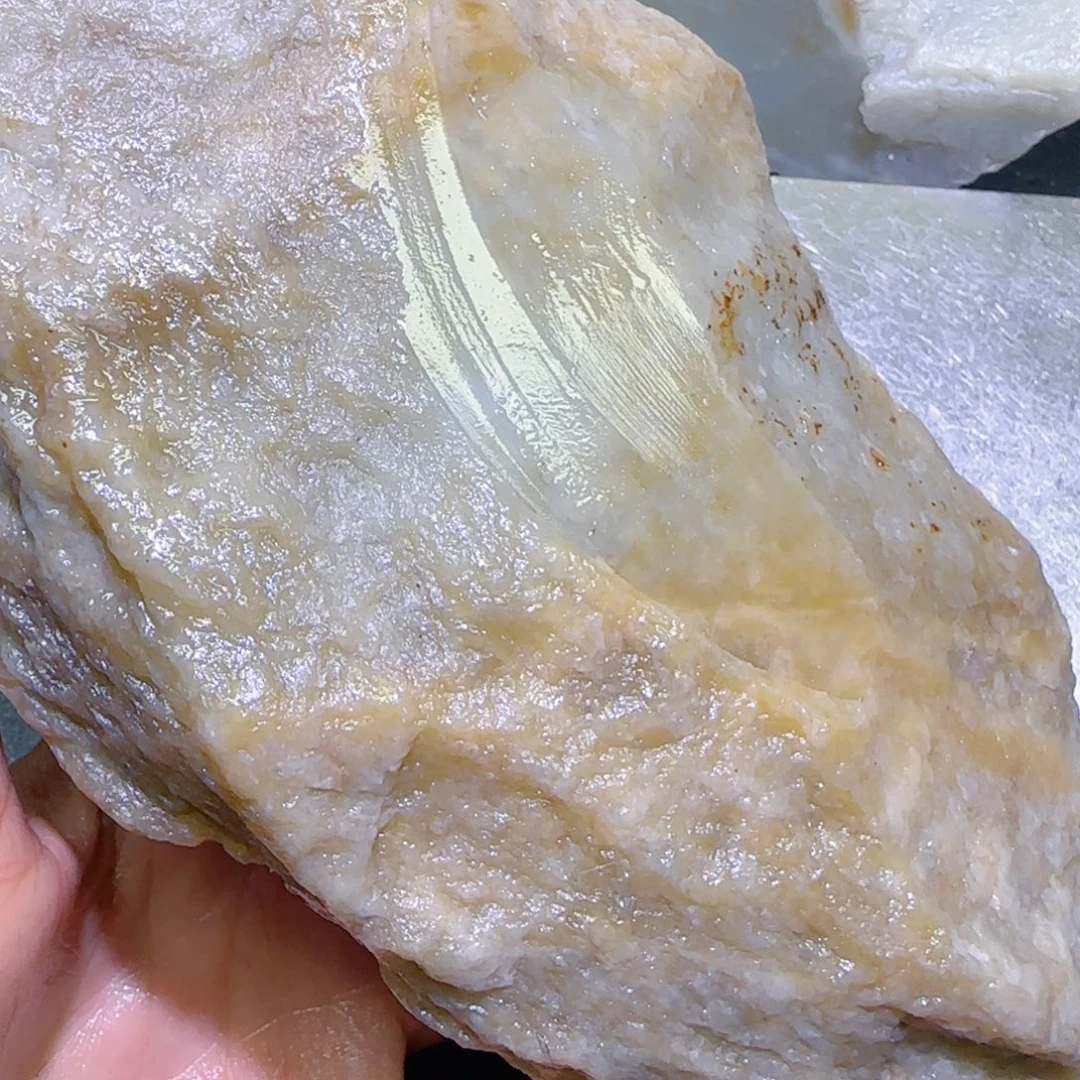 和田玉未镶嵌珠宝半成品