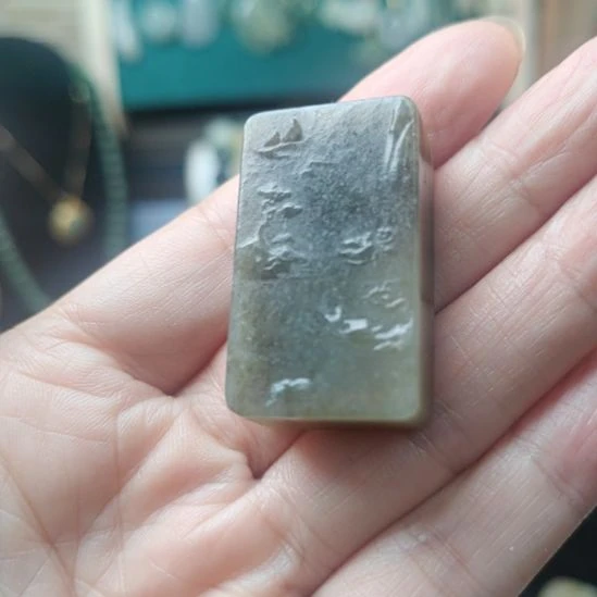 和田玉未镶嵌挂件