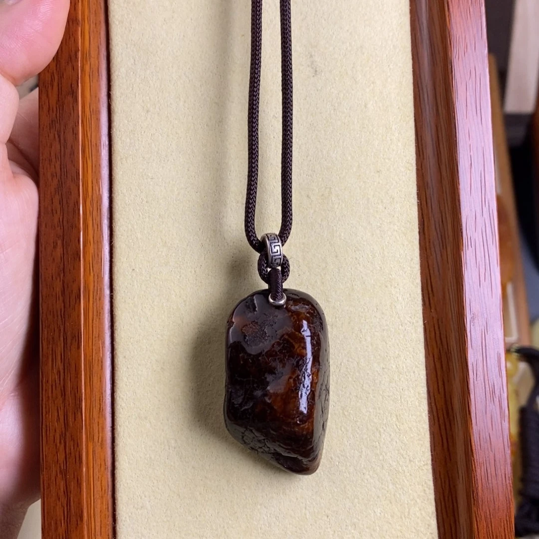 蜜蜡未镶嵌裸石大漠